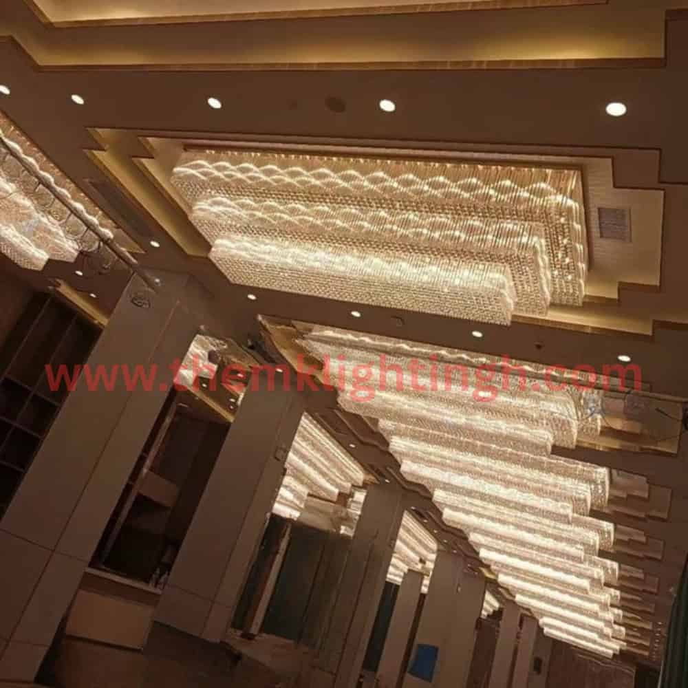 Banquet Hall Chandelier Manufacturer in India