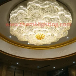 Luxury Hotel Lobby Chandelier