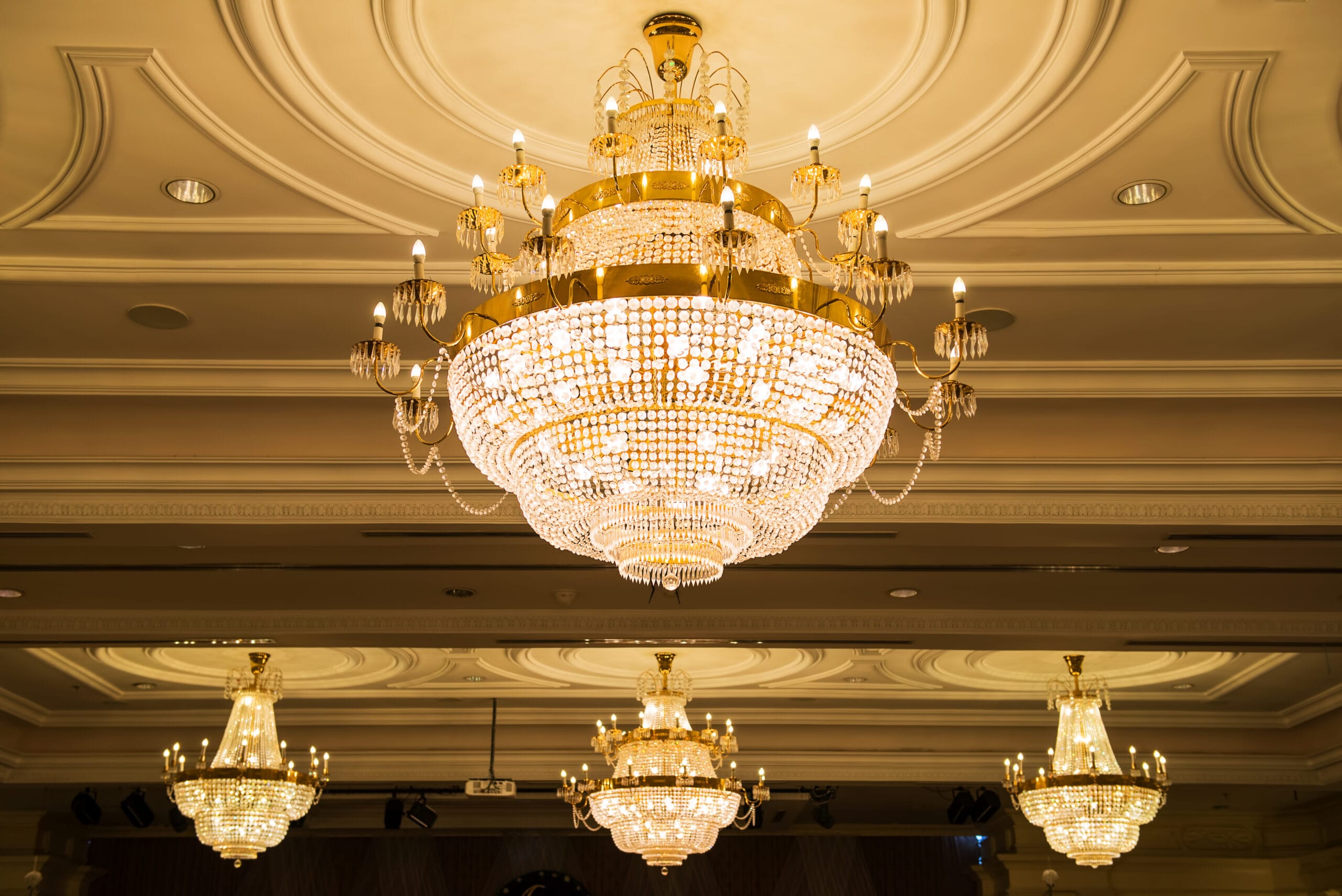 Luxury Maharaja Chandelier M.K Lighting